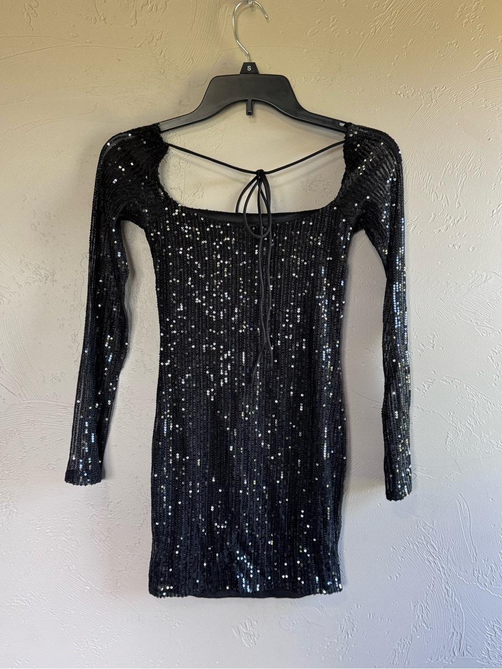 Black Sequin Long-Sleeve Mini Dress - Picture 4 of 6